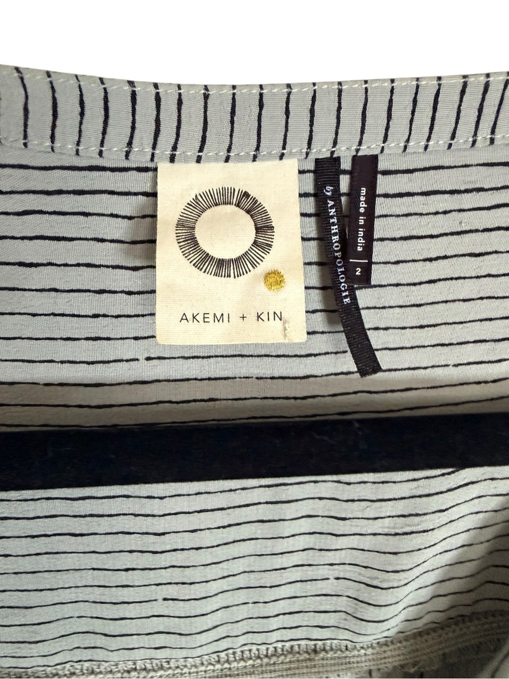 Anthropologie Akemi + Kin Embroidered Boho Peasant Blouse Size 2 - Picture 8 of 9